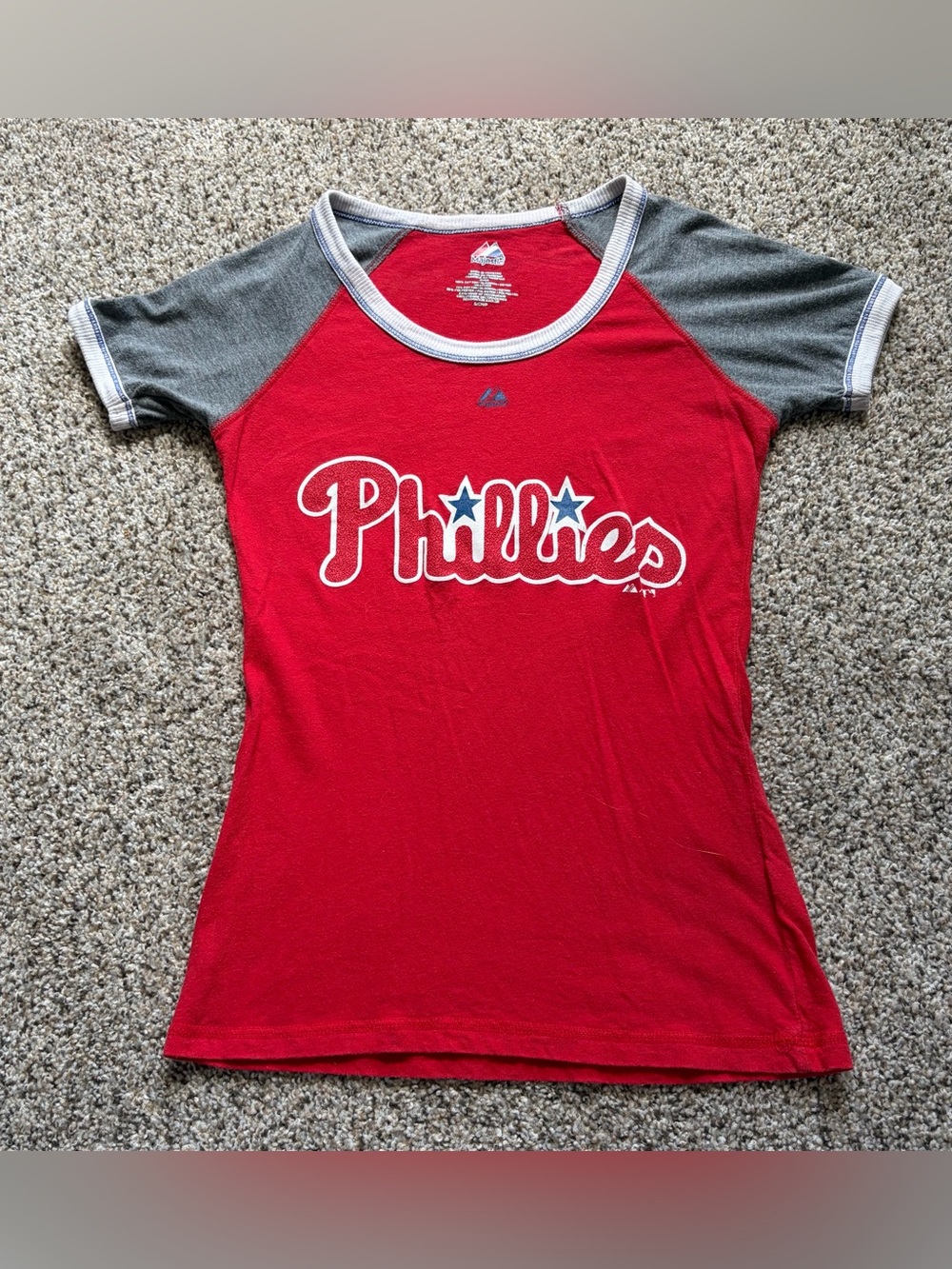 Women’s Fitted Phillies T-Shirt
